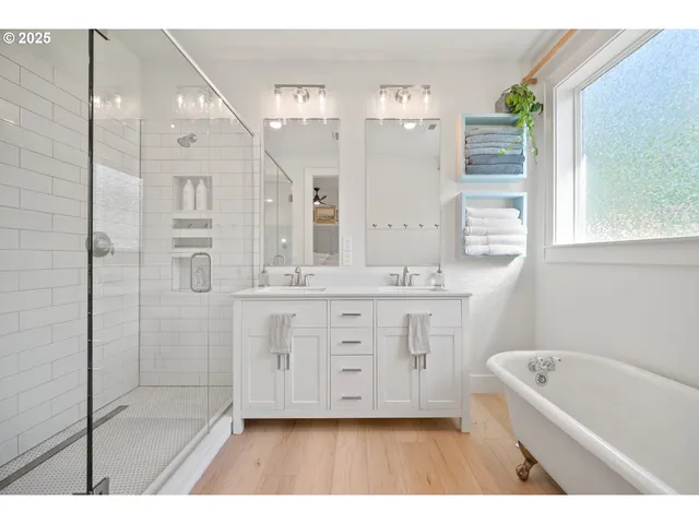 $650,000 | 305 Fir Road, Ariel, WA 98603