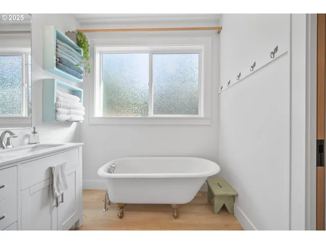 $650,000 | 305 Fir Road, Ariel, WA 98603