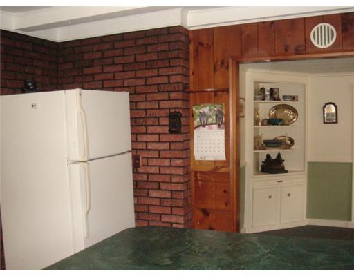 62 Nash Road Windham, ME 04062 - Photo 9 of 23 Kitchen.