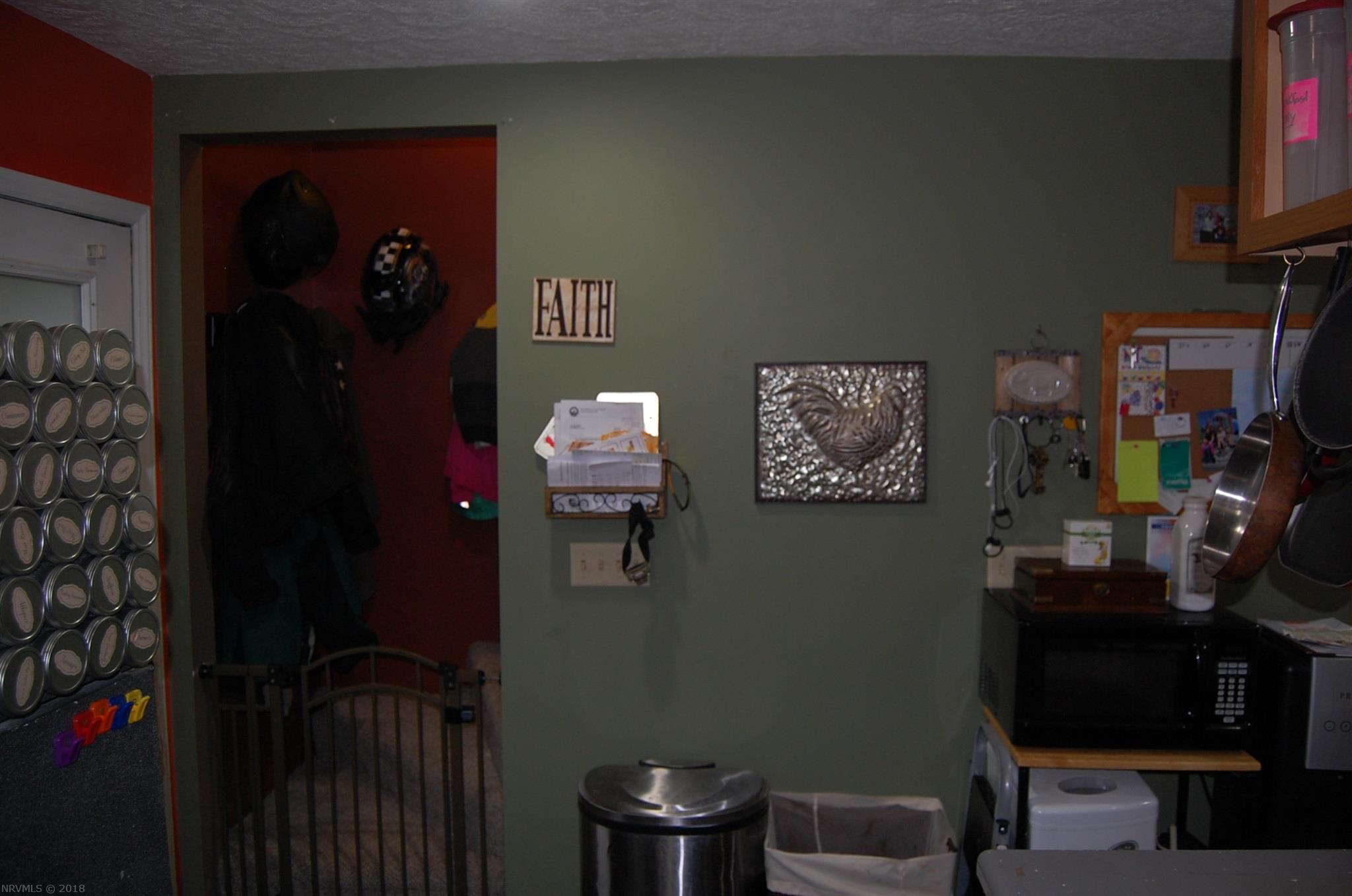 1254 Sweeny Road Blacksburg, VA 24060 - Photo 11 of 30 Gallery Image 11