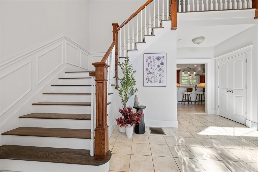 6 Brickyard Road Leicester, MA 01524 - Photo 4 of 41 a view of entryway and hall