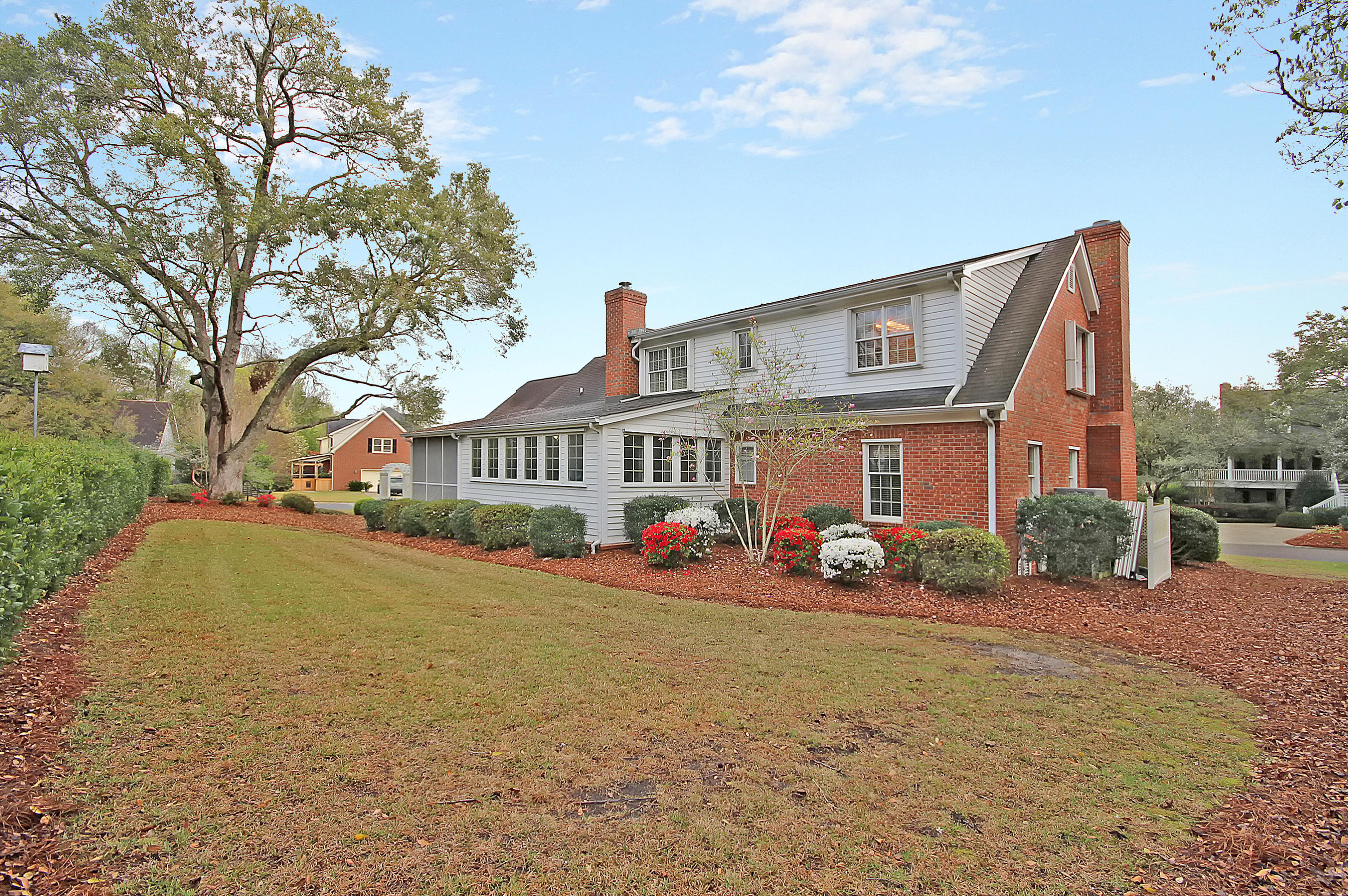 469 Rice Hope Drive Mount Pleasant, SC 29464 - Photo 8 of 33 Back