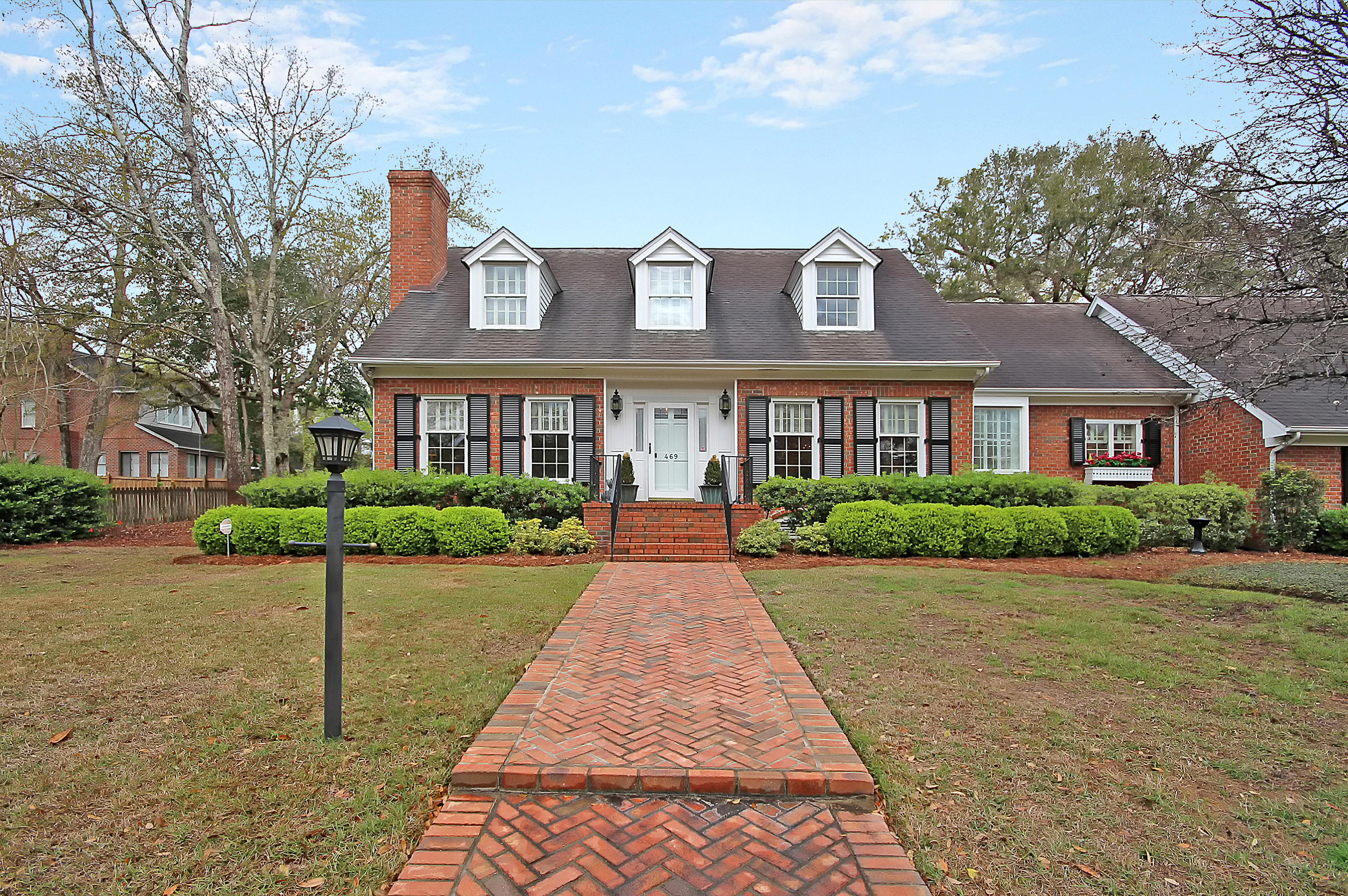 469 Rice Hope Drive Mount Pleasant, SC 29464 - Photo 10 of 33 Front