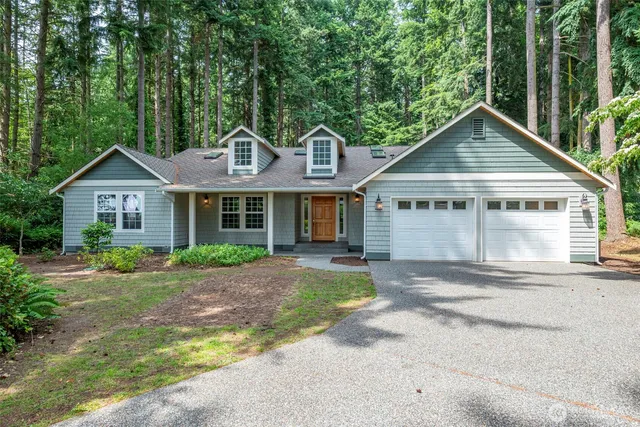 $955,000 | 6301 Sahalee Court, Clinton, WA 98236