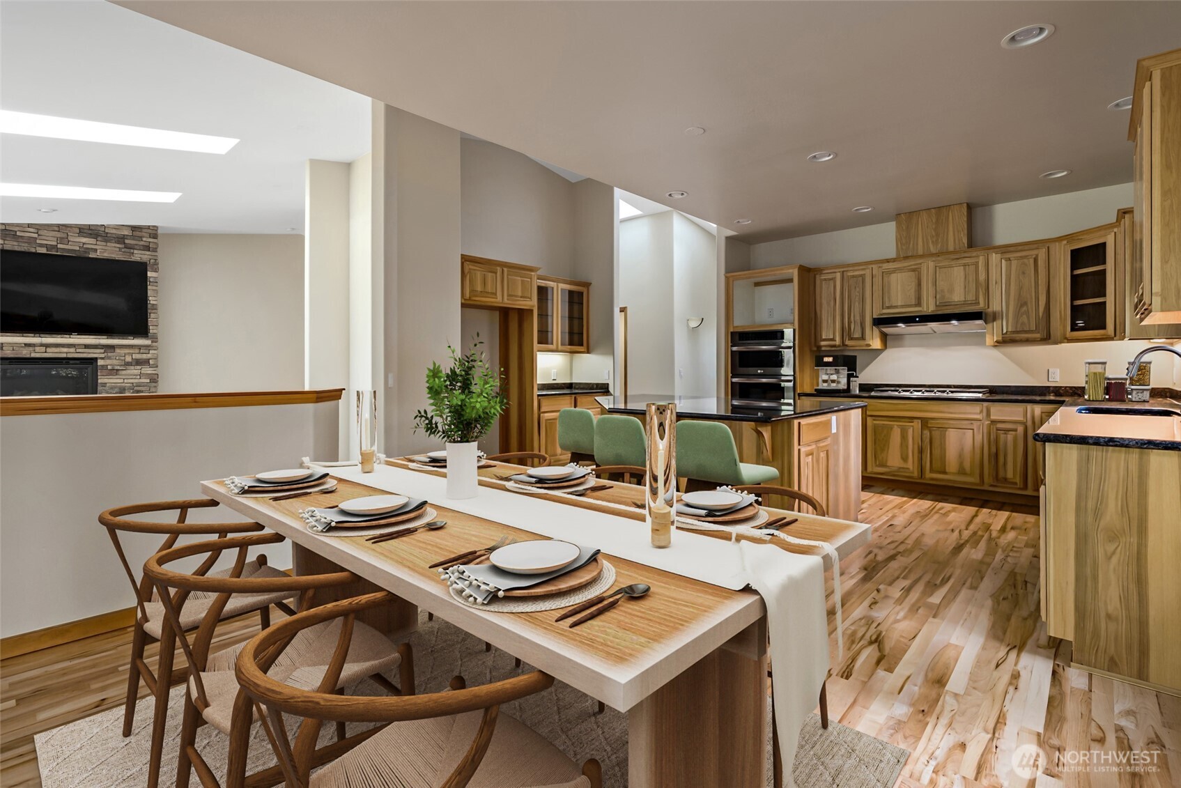 6301 Sahalee Court Clinton, WA 98236 - Photo 14 of 40