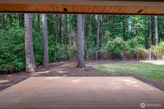 $955,000 | 6301 Sahalee Court, Clinton, WA 98236