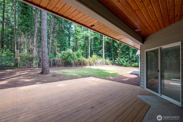 $955,000 | 6301 Sahalee Court, Clinton, WA 98236