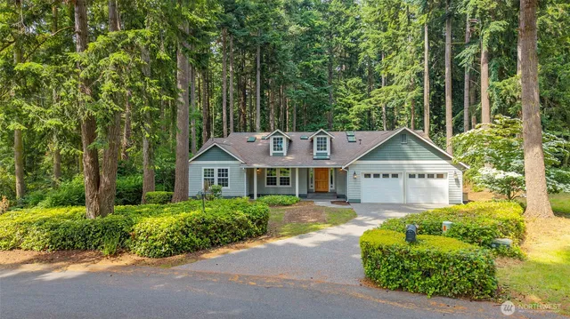 $955,000 | 6301 Sahalee Court, Clinton, WA 98236