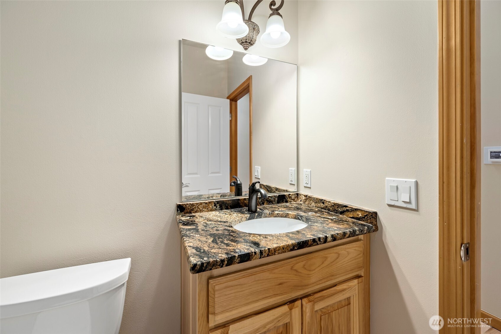 6301 Sahalee Court Clinton, WA 98236 - Photo 28 of 40