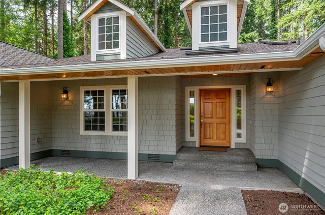 $955,000 | 6301 Sahalee Court, Clinton, WA 98236