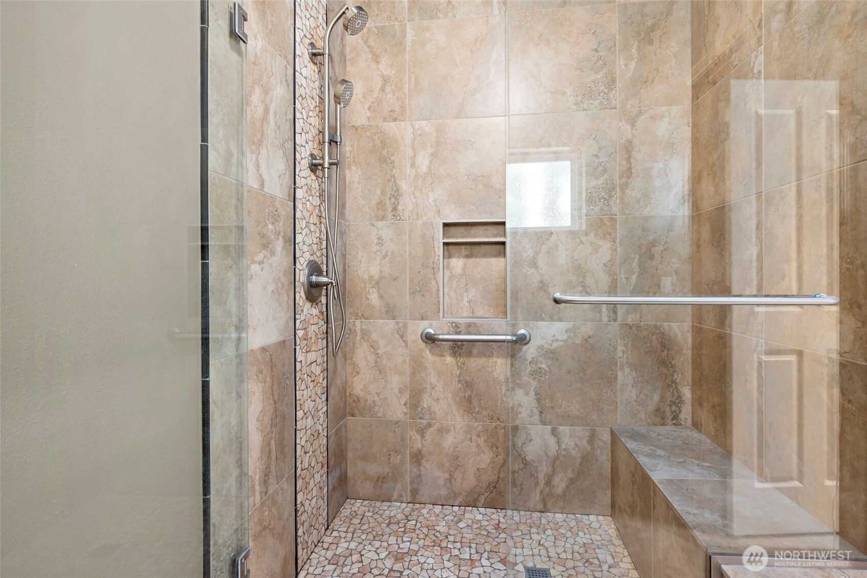 6301 Sahalee Court Clinton, WA 98236 - Photo 37 of 40