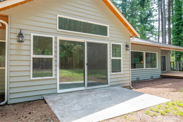 $955,000 | 6301 Sahalee Court, Clinton, WA 98236