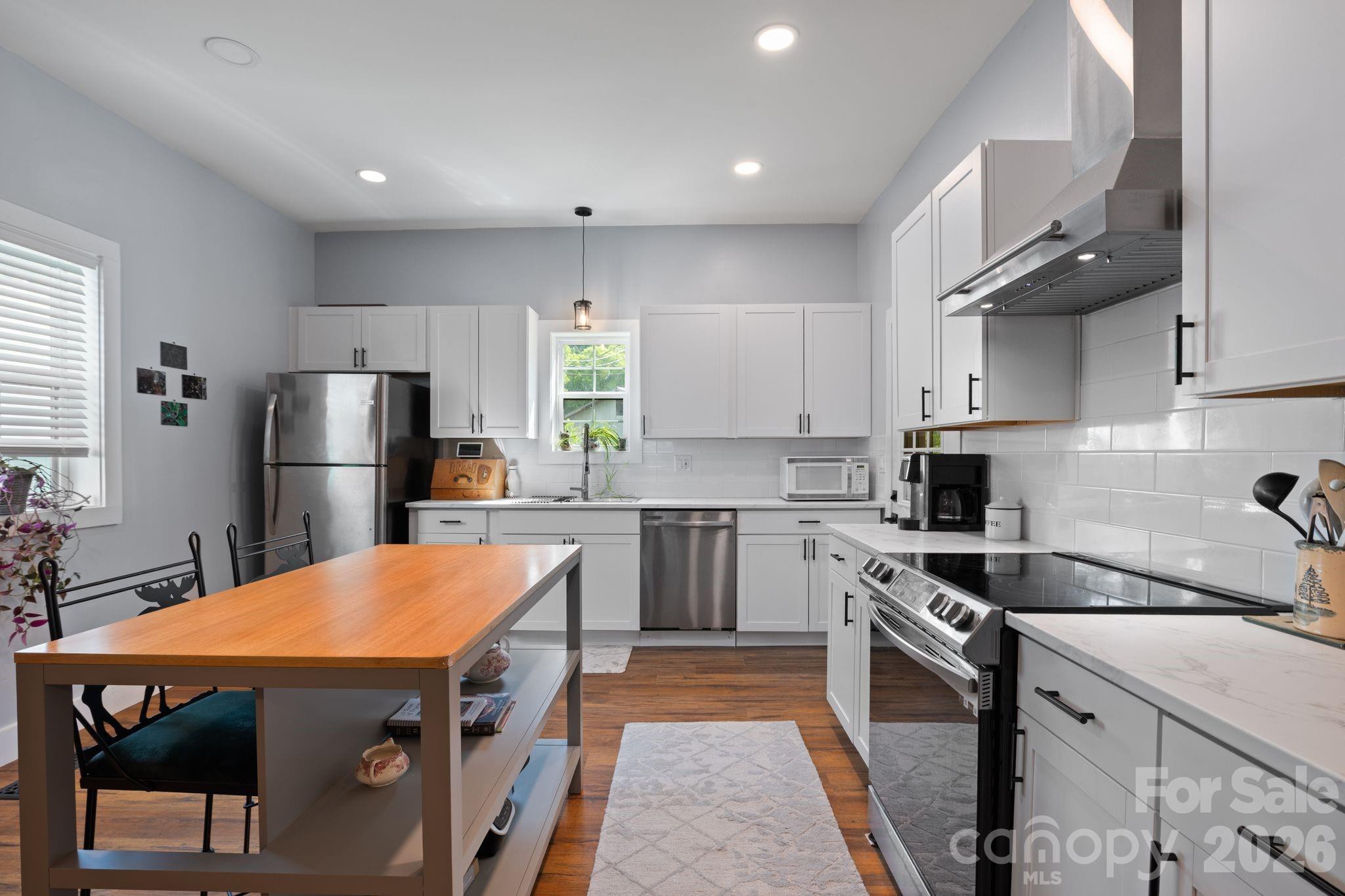 636 North Trade Street Tryon, NC 28782 - Photo 9 of 48 Gallery Image 9