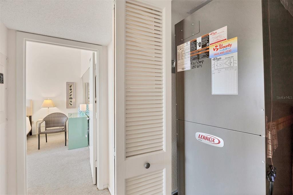 6285 Midnight Pass Road, Unit 403 Sarasota, FL 34242 - Photo 21 of 53