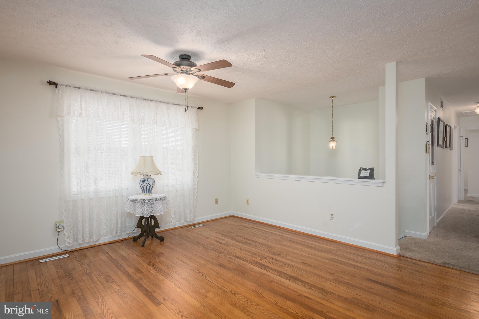 700 Snowfall Way Westminster, MD 21157 - Photo 4 of 34