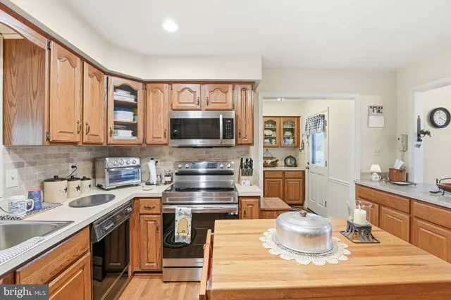 $555,000 | 7452 Sperryville Pike, Boston, VA 22713