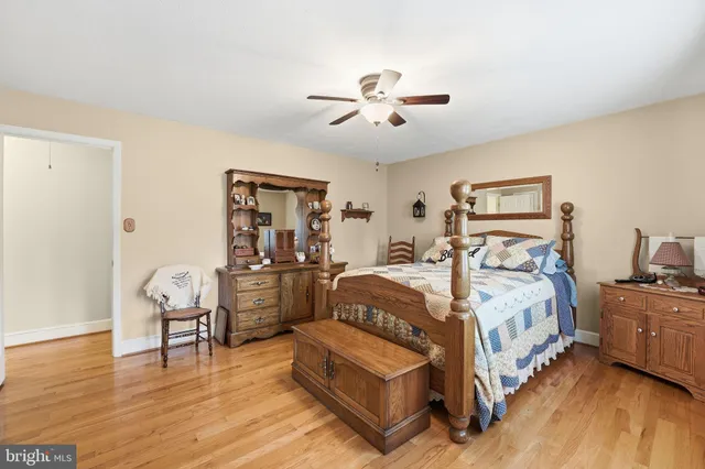 $555,000 | 7452 Sperryville Pike, Boston, VA 22713