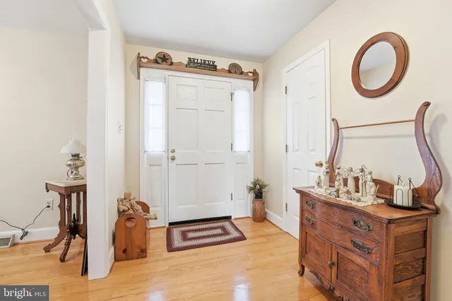 $555,000 | 7452 Sperryville Pike, Boston, VA 22713