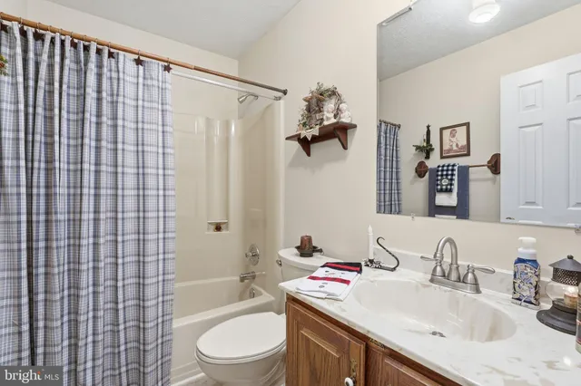 $555,000 | 7452 Sperryville Pike, Boston, VA 22713