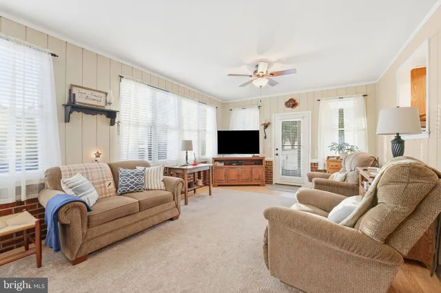 $555,000 | 7452 Sperryville Pike, Boston, VA 22713