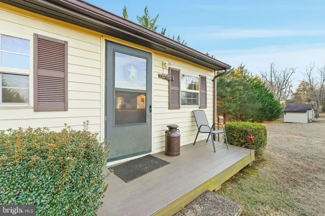 $555,000 | 7452 Sperryville Pike, Boston, VA 22713