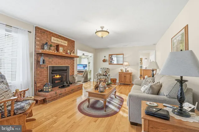 $555,000 | 7452 Sperryville Pike, Boston, VA 22713