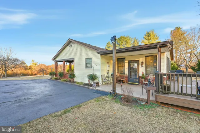 $555,000 | 7452 Sperryville Pike, Boston, VA 22713