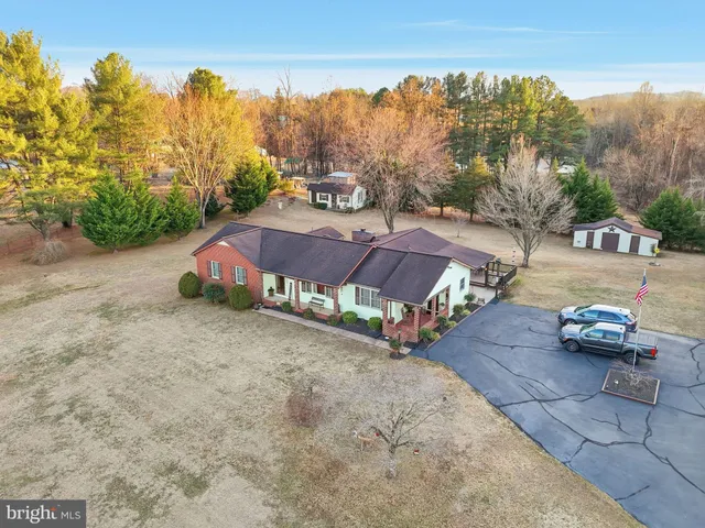 $555,000 | 7452 Sperryville Pike, Boston, VA 22713