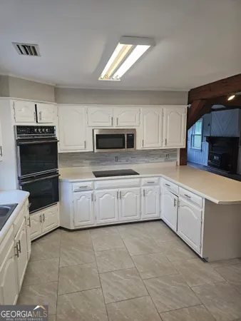 $2,200 | 119 East Wacona Drive, Waycross, GA 31501