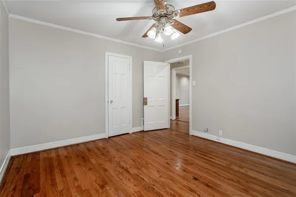 $3,350 | 6219 Penrose Avenue, Dallas, TX 75214