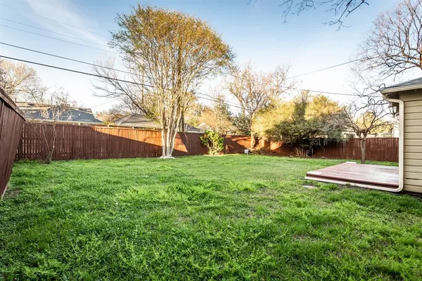 $3,350 | 6219 Penrose Avenue, Dallas, TX 75214