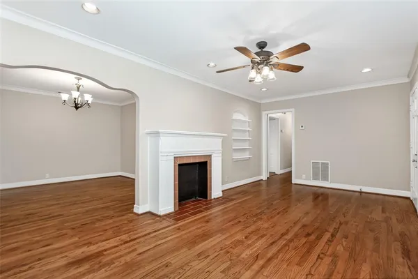 $3,350 | 6219 Penrose Avenue, Dallas, TX 75214