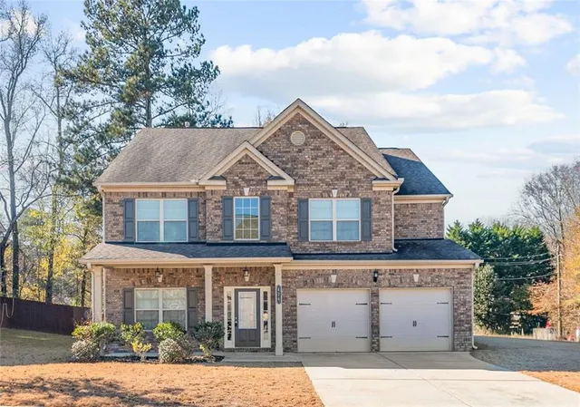 $415,000 | 424 Live Oak Pass, Loganville, GA 30052