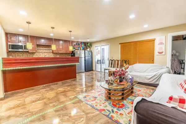 $499,000 | 1055 Naranca Avenue, Unit 7, El Cajon, CA 92021