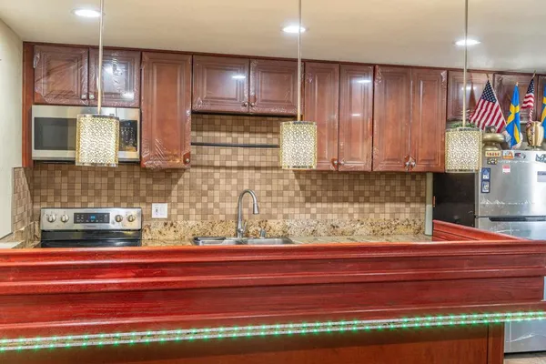 $499,000 | 1055 Naranca Avenue, Unit 7, El Cajon, CA 92021