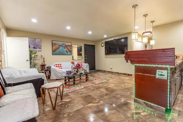 $499,000 | 1055 Naranca Avenue, Unit 7, El Cajon, CA 92021