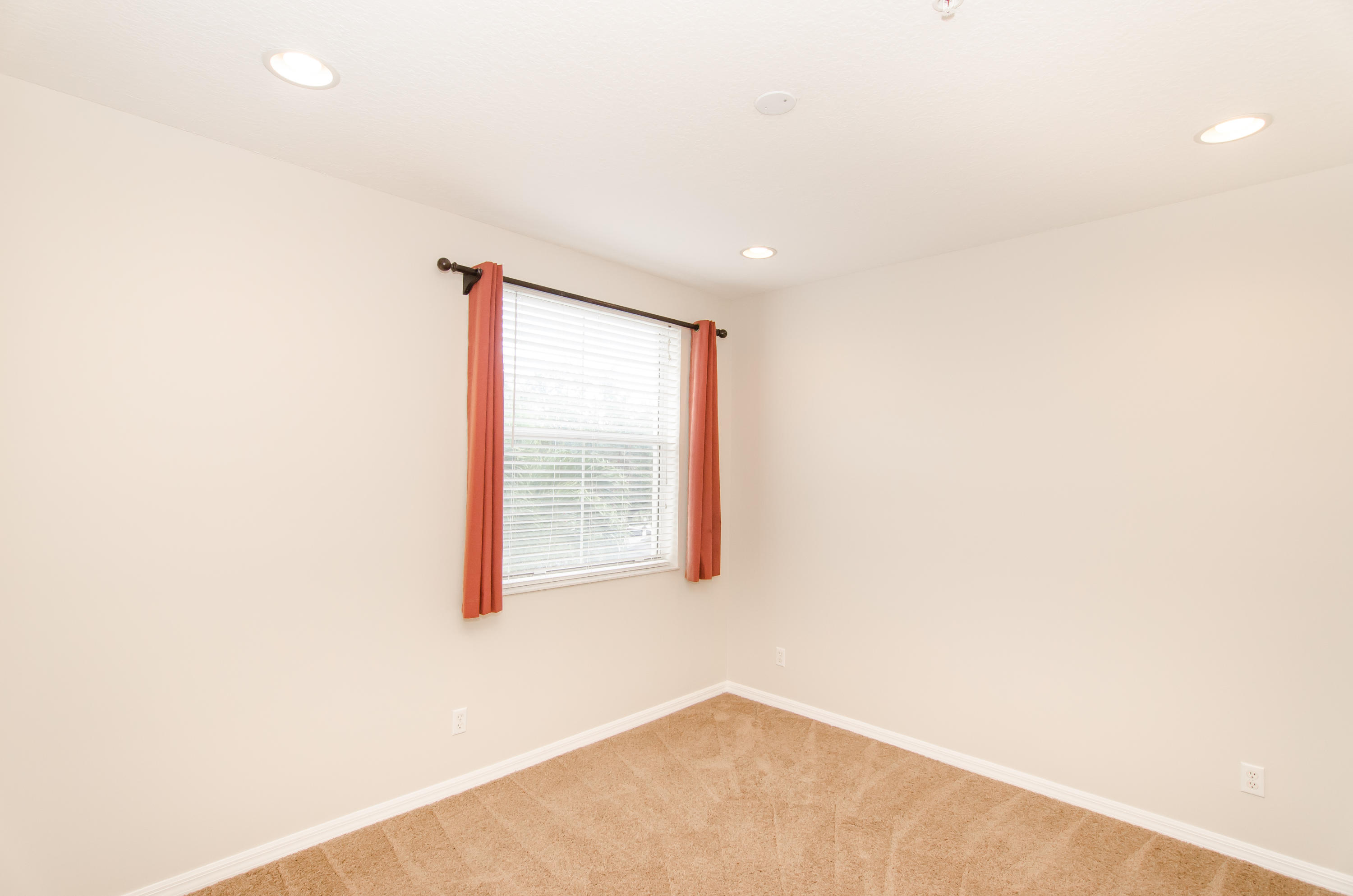 4281 East Main Street Jupiter, FL 33458 - Photo 25 of 37 a view of an empty room