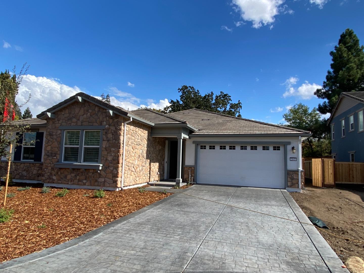 2623 Smith Ranch Walnut Creek, CA 94598 - Photo 5 of 15 front view of a house with a yard