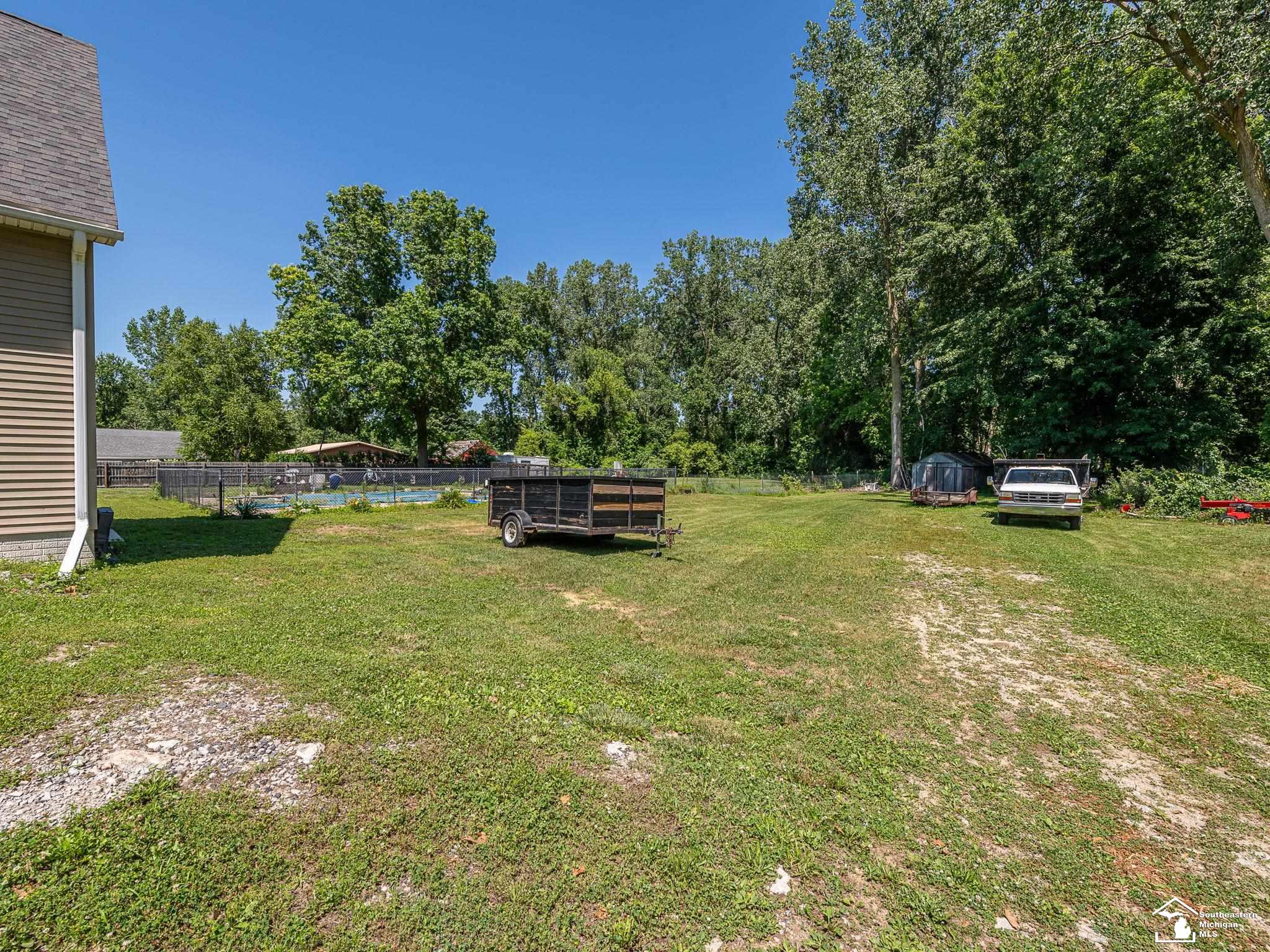 8340 Adler Road Lambertville, MI 48144 - Photo 10 of 15