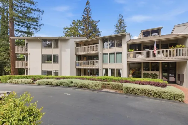 $2,100,000 | 300 Sand Hill Circle, Unit 301, Menlo Park, CA 94025