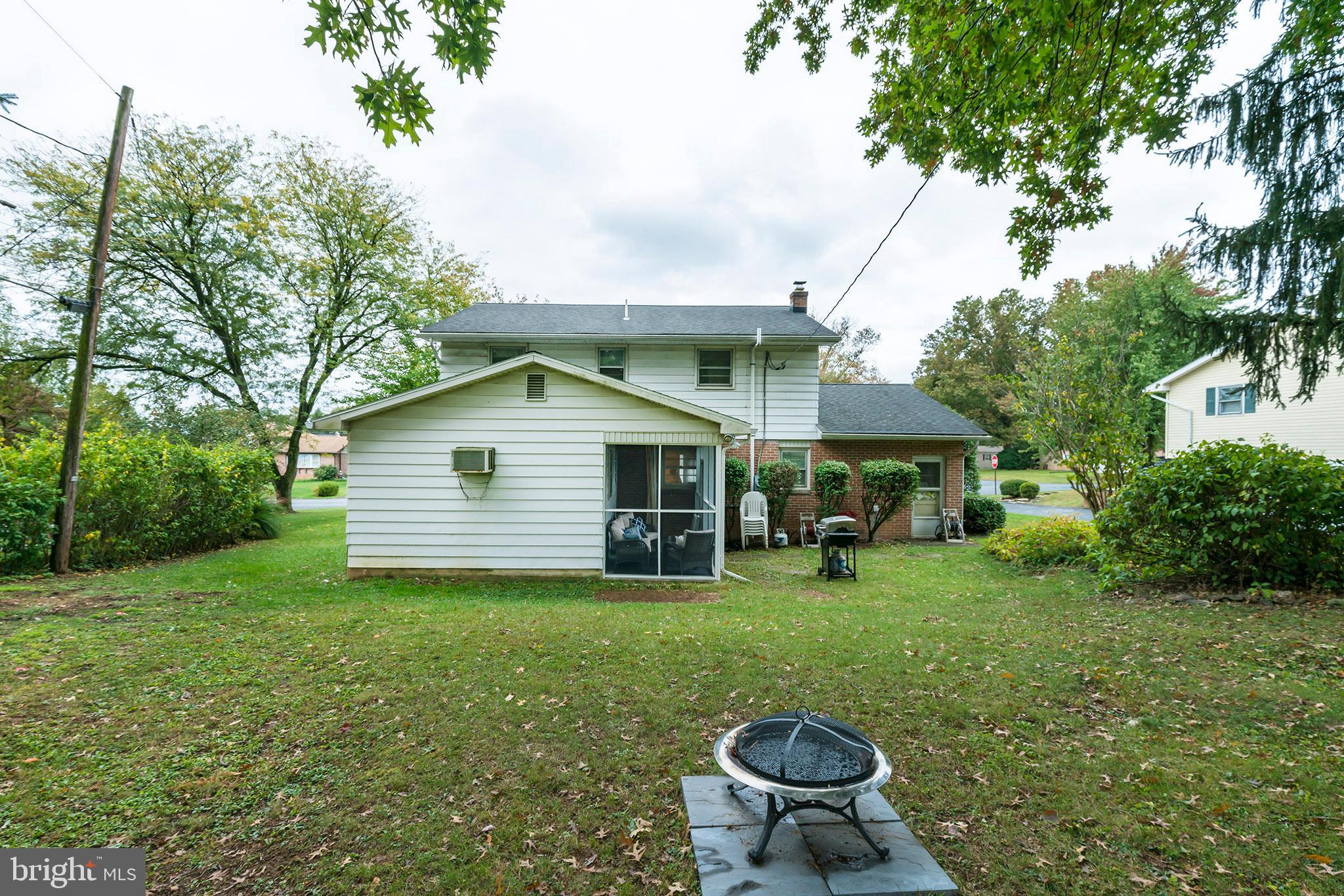 431 Revere Road Lancaster, PA 17601 - Photo 4 of 39 Gallery Image 4