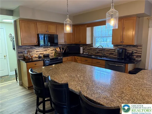 $629,900 | 1022 Covered Bridge Crossing, Allentown, PA 18104