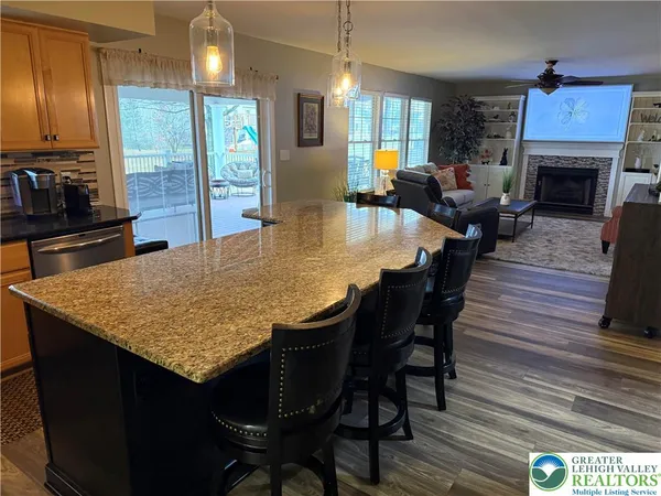 $629,900 | 1022 Covered Bridge Crossing, Allentown, PA 18104