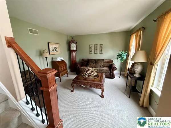$629,900 | 1022 Covered Bridge Crossing, Allentown, PA 18104