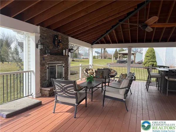 $629,900 | 1022 Covered Bridge Crossing, Allentown, PA 18104