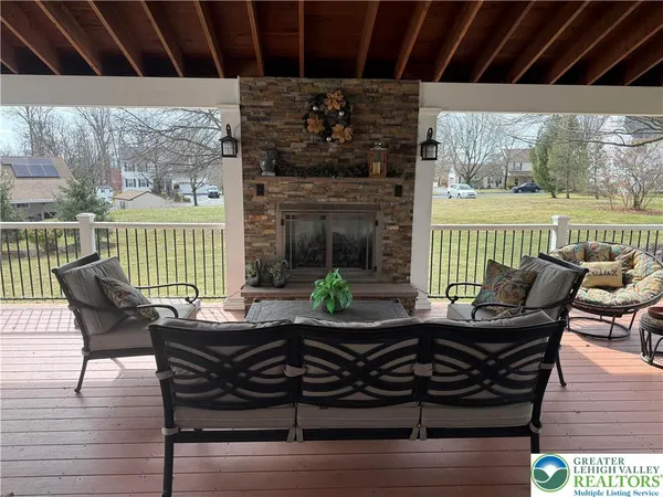 $629,900 | 1022 Covered Bridge Crossing, Allentown, PA 18104