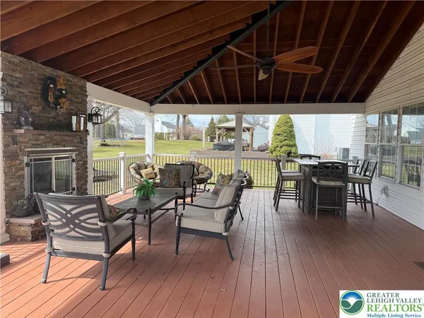 $629,900 | 1022 Covered Bridge Crossing, Allentown, PA 18104