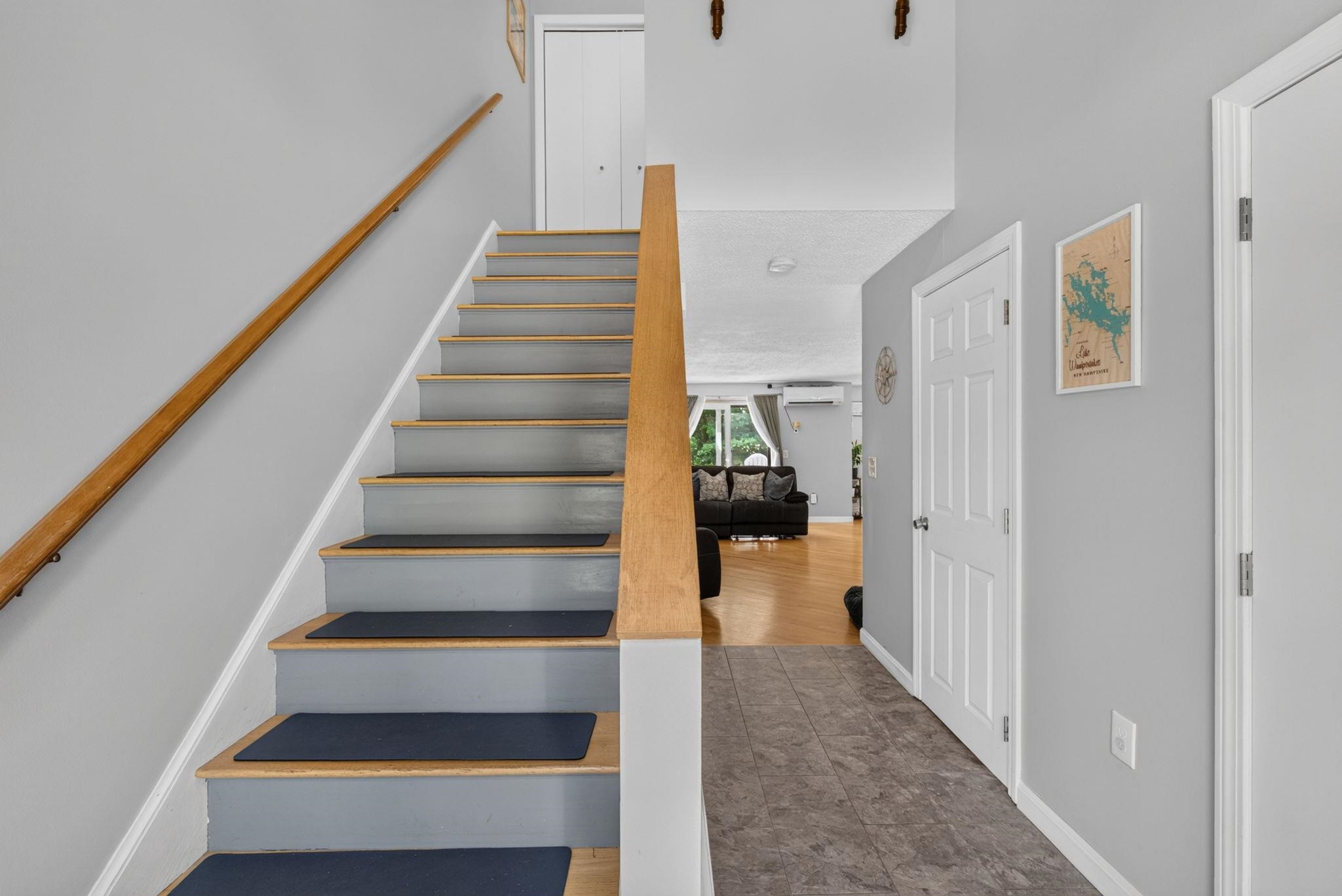 94 Indian Rock Road Merrimack, NH 03054 - Photo 18 of 42 Gallery Image 18
