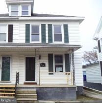 437 Ridge Avenue Hagerstown, MD 21740 - Photo 1 of 17 Exterior (Front)