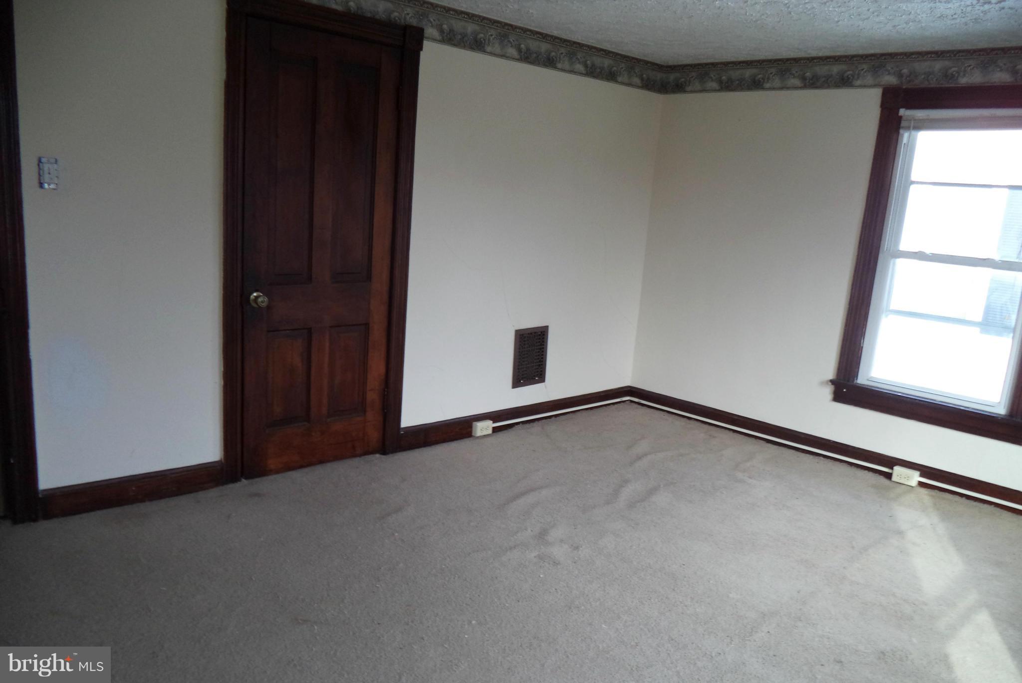 437 Ridge Avenue Hagerstown, MD 21740 - Photo 12 of 17 Bedroom